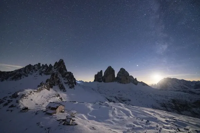 Framed Print : Monte Paterno, Tre Cime di Lavaredo and Rifugio Locatelli hut lit by moon Framed Print : Monte Paterno, Tre Cime di Lavaredo and Rifugio Locatelli hut lit by moon