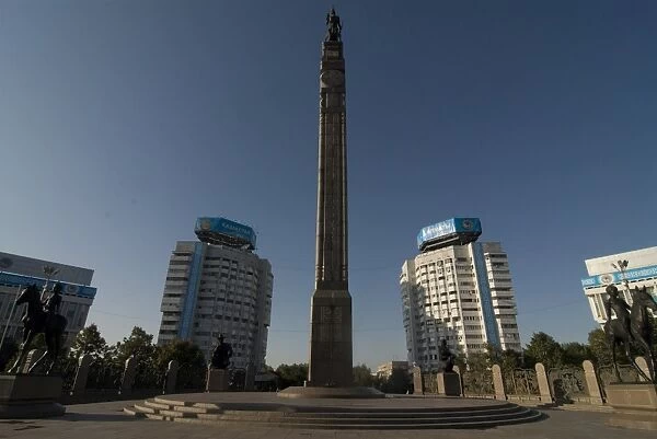 Monument of Independence obelisk, Alma Ata, Kazakhstan, Central Asia, Asia