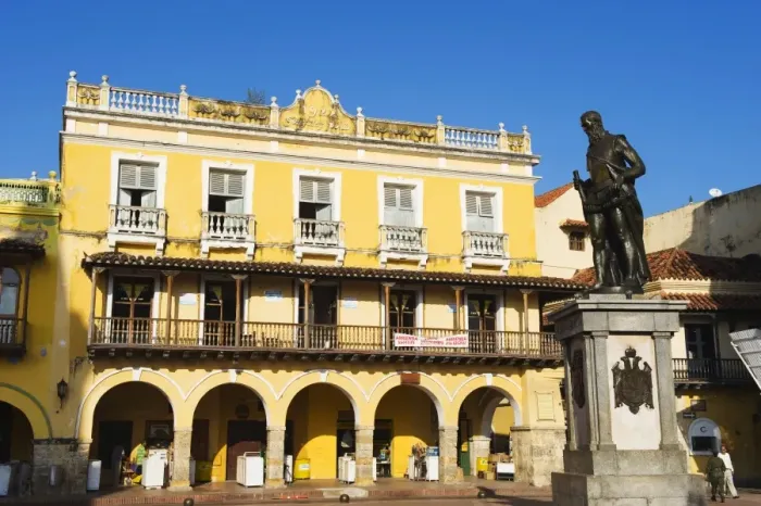 Framed Print : Monument to Pedro Heredia, Plaza de la Coches, Old Town, UNESCO World Heritage Site Framed Print : Monument to Pedro Heredia, Plaza de la Coches, Old Town, UNESCO World Heritage Site