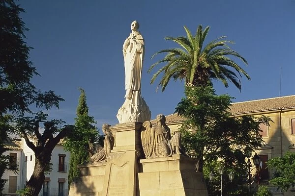 Monument to San Juan de la Cruz in Plaza del 1 de Mayo