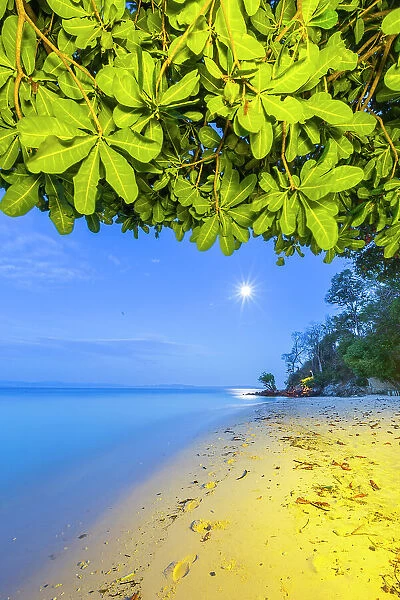 Full moon at Murex Bangka Dive Resort, Bangka Island, near Manado Sulawesi, Indonesia, Southeast Asia, Asia