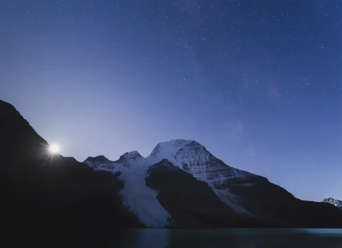 Framed Print : Moon rises over Mount Robson, the highest peak of the Canadian Rockies, UNESCO World Heritage Site Framed Print : Moon rises over Mount Robson, the highest peak of the Canadian Rockies, UNESCO World Heritage Site