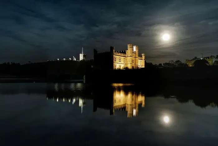 Framed Print : Full moon rising over Leeds Castle, near Maidstone, Kent, England, United Kingdom, Europe Framed Print : Full moon rising over Leeds Castle, near Maidstone, Kent, England, United Kingdom, Europe