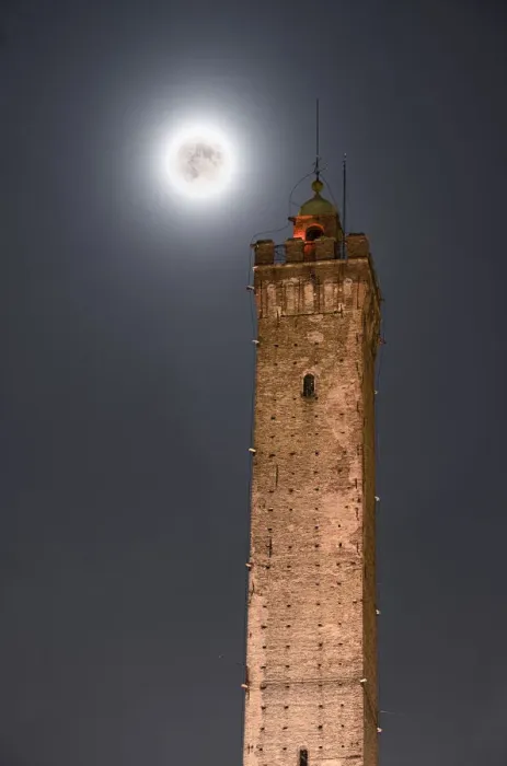 Framed Print : Full moon and Torre Asinelli, the highest tower of Bologna and symbol of the city Framed Print : Full moon and Torre Asinelli, the highest tower of Bologna and symbol of the city