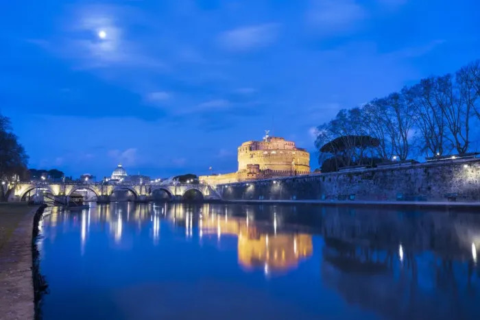 Framed Print : Moonlight at dusk on River Tiber, Ponte and Castel Sant Angelo Framed Print : Moonlight at dusk on River Tiber, Ponte and Castel Sant Angelo