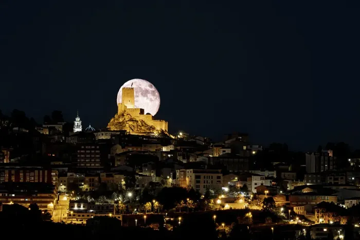 Framed Print : Moonrise of a full moon over Banyares Castle in Sierra Mariola, Alicante Province, Spain, Erope Framed Print : Moonrise of a full moon over Banyares Castle in Sierra Mariola, Alicante Province, Spain, Erope