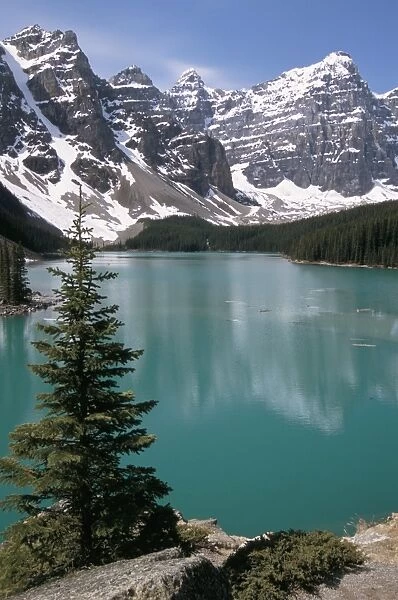 Moraine Lake with mountains that overlook Valley of the Ten Peaks, Banff National Park
