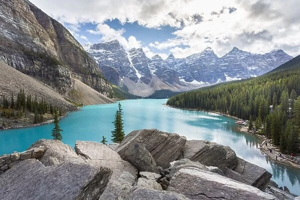Moraine Lake and the Valley of the Ten Peaks, Banff National Park, UNESCO World Heritage Site