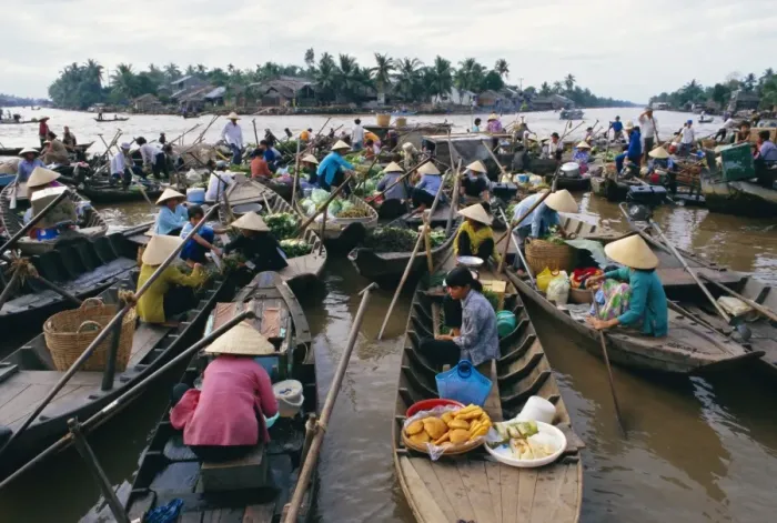 Framed Print : Morning floating market Framed Print : Morning floating market