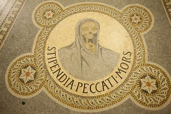 Mosaic of skull depicting Stipendium peccati mors (the wages of sin is death