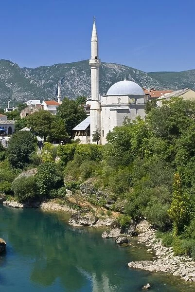 Mosque in the old town of Mostar, UNESCO World Heritage Site, Bosnia-Herzegovina, Europe