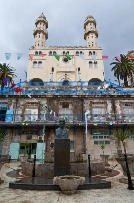 Framed Print : Mosque Sidi-Mouhoub, Bejaia, Kabylia, Algeria, North Africa, Africa Framed Print : Mosque Sidi-Mouhoub, Bejaia, Kabylia, Algeria, North Africa, Africa
