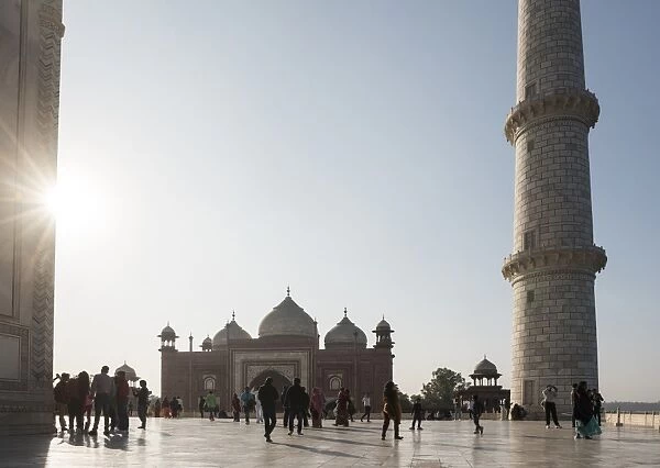 Mosque in the Taj Mahal Complex, UNESCO World Heritage Site, Agra, Uttar Pradesh