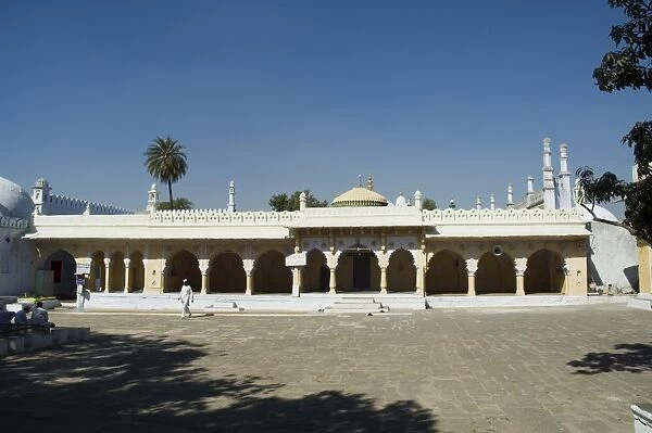 Mosque at Tomb of Aurangzeb