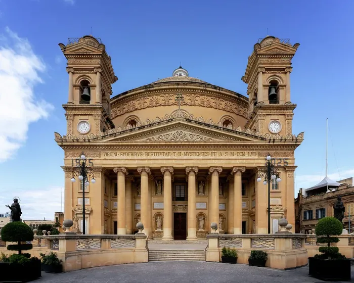 Framed Print : Mosta Rotunda (Dome), Mosta, Malta Framed Print : Mosta Rotunda (Dome), Mosta, Malta