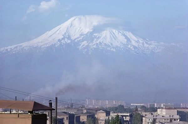 Mount Ararat, Erevan, Armenia, Caucasus, Central Asia, Asia