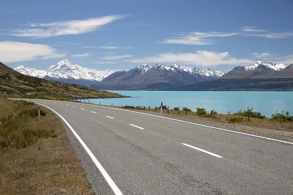 Mount Cook and Lake Pukaki with empty Mount Cook Road, Mount Cook National Park, UNESCO World Heritage Site, Canterbury region, South Island, New Zealand, Pacific