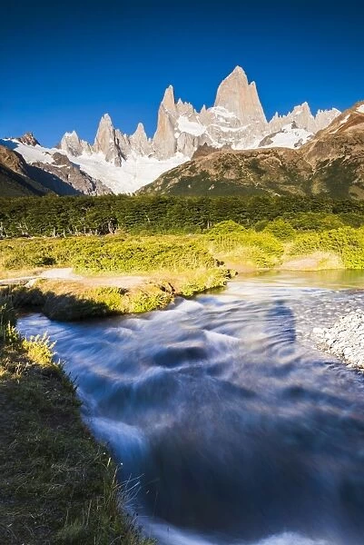 Mount Fitz Roy (Cerro Chalten), a typical Patagonia landscape, Los Glaciares National Park