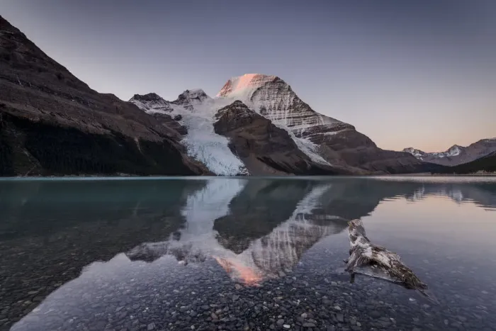 Framed Print : Mount Robson, Canadian Rockies highest peak, in the morning, viewed from the Berg Lake Framed Print : Mount Robson, Canadian Rockies highest peak, in the morning, viewed from the Berg Lake