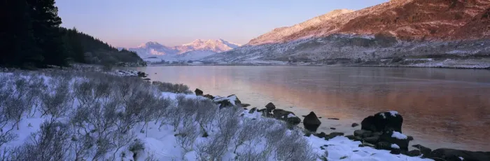 Framed Print : Mount Snowdon in snow at sunrise with frozen LLynnau Mymbyr lake, Capel Curig Framed Print : Mount Snowdon in snow at sunrise with frozen LLynnau Mymbyr lake, Capel Curig