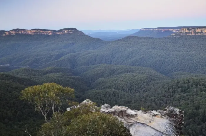 Framed Print : Mount Solitary and Jamison Valley, Blue Mountains, Blue Mountains National Park Framed Print : Mount Solitary and Jamison Valley, Blue Mountains, Blue Mountains National Park
