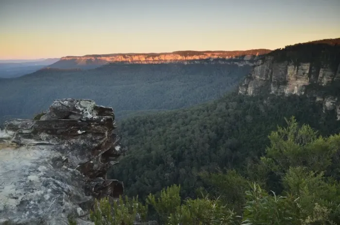Framed Print : Mount Solitary and Jamison Valley, Blue Mountains, Blue Mountains National Park Framed Print : Mount Solitary and Jamison Valley, Blue Mountains, Blue Mountains National Park
