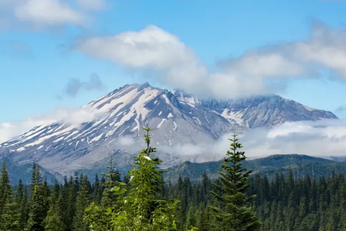 Framed Print : Mount St. Helens, part of the Cascade Range, Pacific Northwest region, Washington State Framed Print : Mount St. Helens, part of the Cascade Range, Pacific Northwest region, Washington State