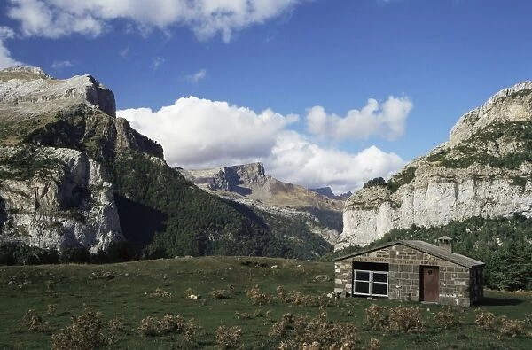 Mountain refuge and landscape