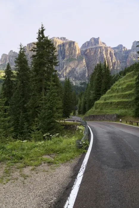 Framed Print : Mountain road and the Sassolungo mountains in the Dolomites near Canazei, Trentino-Alto Adige, Italy, Europe Framed Print : Mountain road and the Sassolungo mountains in the Dolomites near Canazei, Trentino-Alto Adige, Italy, Europe