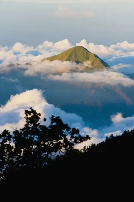 Framed Print : Mountain summit rising high above the clouds taken from Mount Rinjani volcano, Lombok, Indonesia, Southeast Asia, Asia Framed Print : Mountain summit rising high above the clouds taken from Mount Rinjani volcano, Lombok, Indonesia, Southeast Asia, Asia