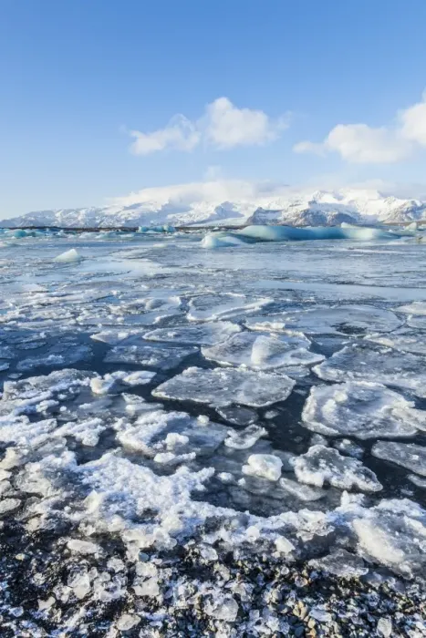 Framed Print : Mountains behind the frozen water of Jokulsarlon Iceberg Lagoon, Jokulsarlon, south east Iceland Framed Print : Mountains behind the frozen water of Jokulsarlon Iceberg Lagoon, Jokulsarlon, south east Iceland