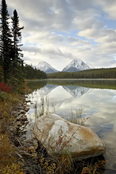 Framed Print : Mountains reflected in Leech Lake, Jasper National Park, UNESCO World Heritage Site Framed Print : Mountains reflected in Leech Lake, Jasper National Park, UNESCO World Heritage Site