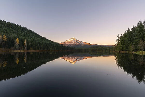 Mountt Hood reflected in Trillium Lake at sunset, Government Camp, Clackamas county