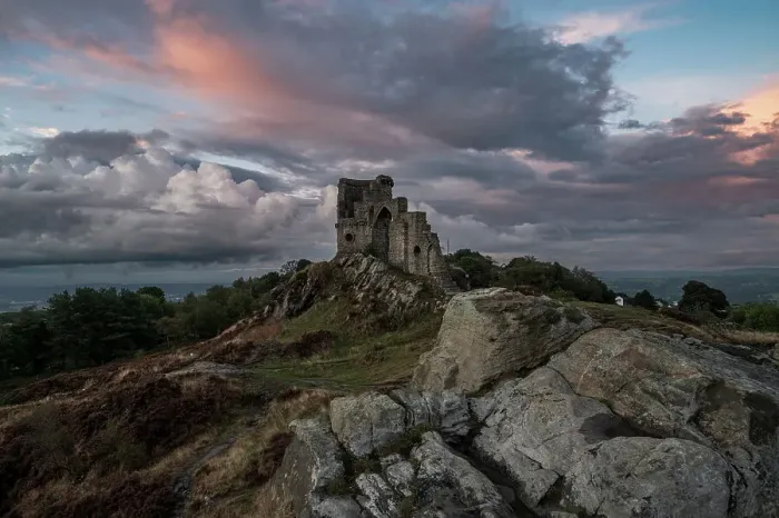 Framed Print : The Mow Cop Folly on the Cheshire Staffordshire border, Cheshire, England, United Kingdom, Europe Framed Print : The Mow Cop Folly on the Cheshire Staffordshire border, Cheshire, England, United Kingdom, Europe