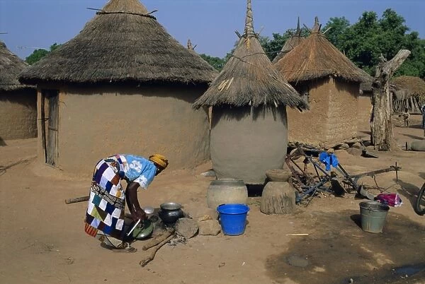 Mud village, huts, Mandi region, Mali, Africa