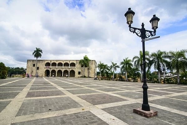 Mueso Alcazar de Colon on the Plaza Espagna, Old Town, UNESCO World Heritage Site, Santo Domingo, Dominican Republic, West Indies, Caribbean, Central America
