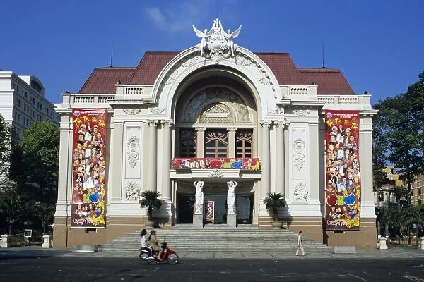 Municipal Theatre, French colonial architecture, Ho Chi Minh City (Saigon), Vietnam, Indochina, Southeast Asia, Asia