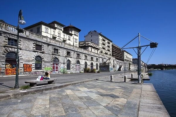The Murazzi del Po in summer, Turin, Piedmont, Italy, Europe