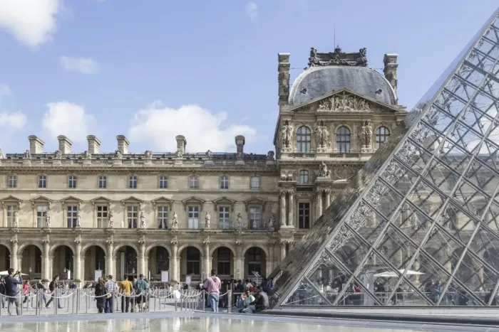 Framed Print : The Musee du Louvre in Paris, France, Europe Framed Print : The Musee du Louvre in Paris, France, Europe
