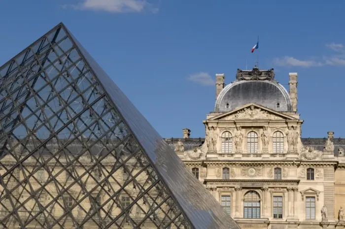 Framed Print : Musee du Louvre and Pei Pyramid, Paris, France, Europe Framed Print : Musee du Louvre and Pei Pyramid, Paris, France, Europe