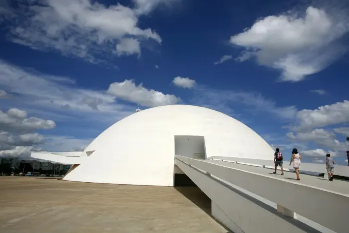 Framed Print : Museo Nacional (National Museum) designed by Oscar Niemeyer, Brasilia, UNESCO World Heritage Site, Brazil, South America Framed Print : Museo Nacional (National Museum) designed by Oscar Niemeyer, Brasilia, UNESCO World Heritage Site, Brazil, South America