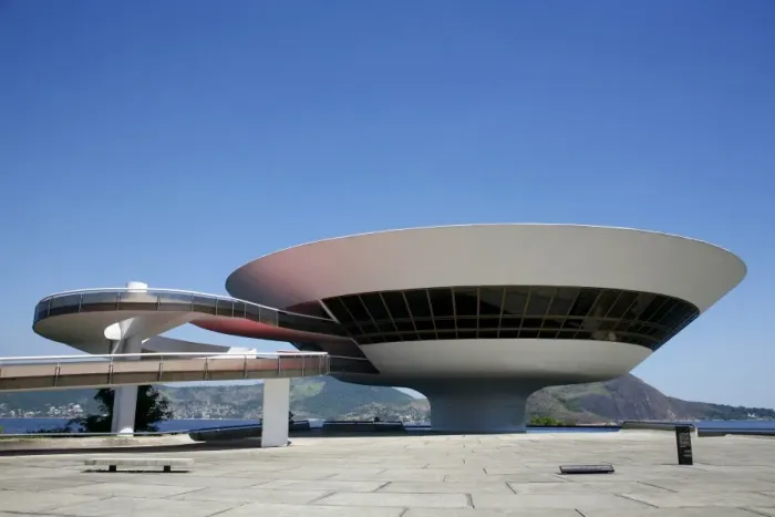 Framed Print : Museu do Arte Contemporanea (Museum of Contemporary Art), architect Oscar Niemeyer, Niteroi, Rio de Janeiro, Brazil, South America Framed Print : Museu do Arte Contemporanea (Museum of Contemporary Art), architect Oscar Niemeyer, Niteroi, Rio de Janeiro, Brazil, South America