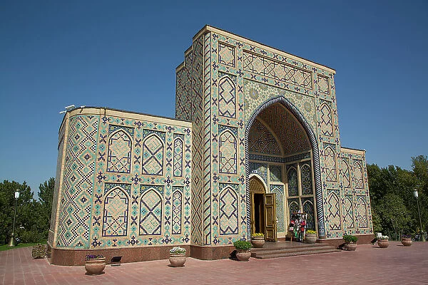 Museum, Ulug Bek's Observatory, built 1420, UNESCO World Heritage Site, Samarkand, Uzbekistan, Central Asia, Asia