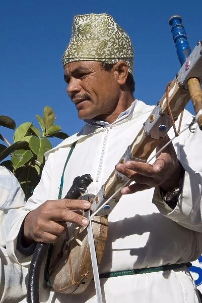 Musicians, Marrakech (Marrakesh), Morocco, North Africa, Africa