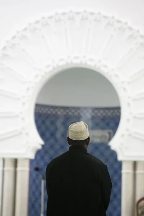 Framed Print : Muslim in Lyon mosque, Lyon, Rhone, France, Europe Framed Print : Muslim in Lyon mosque, Lyon, Rhone, France, Europe