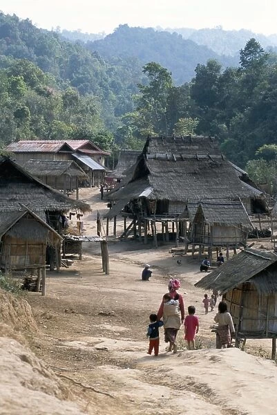 Nam Ded Mai Akha village