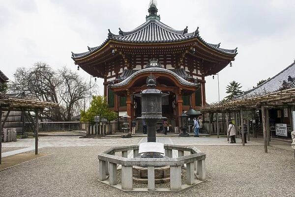 Nan endo (Southern Octagonal Hall), Kofukuji Temple, UNESCO World Heritage Site, Nara, Kansai, Japan, Asia