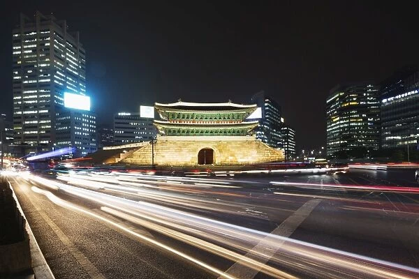 Nandaemun South Gate at night, Seoul, South Korea, Asia
