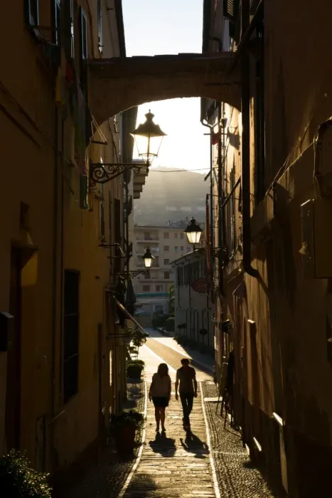 Framed Print : Narrow Street, Imperia, Liguria, Italy, Europe Framed Print : Narrow Street, Imperia, Liguria, Italy, Europe