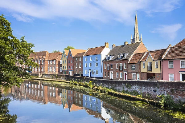 Narrow street Quayside and bright painted houses by the River Wensum, Norwich, Norfolk, East Anglia, England, United Kingdom, Europe